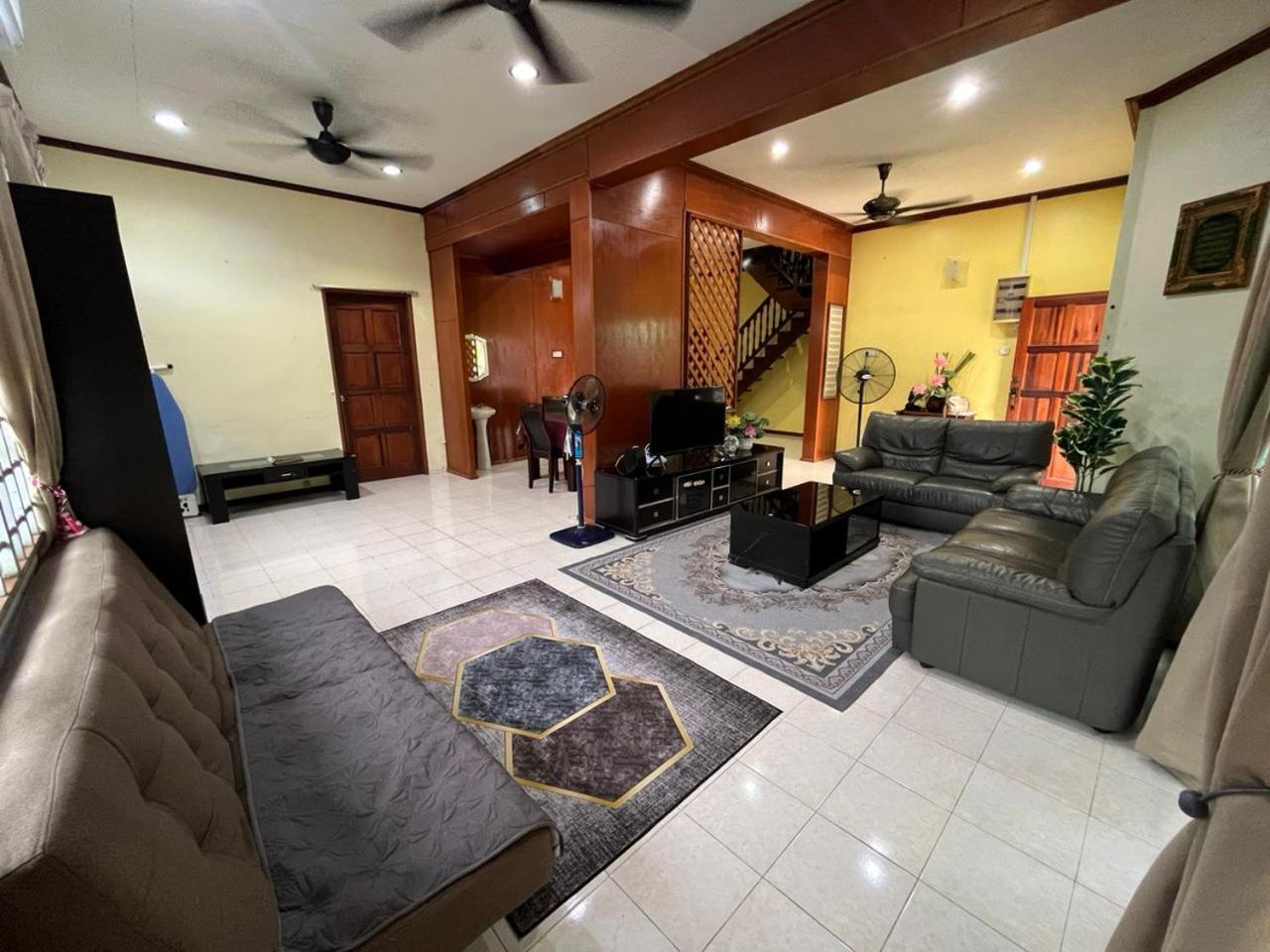 Homestay Dahlia - Seberang Takir Kuala Terengganu Luaran gambar