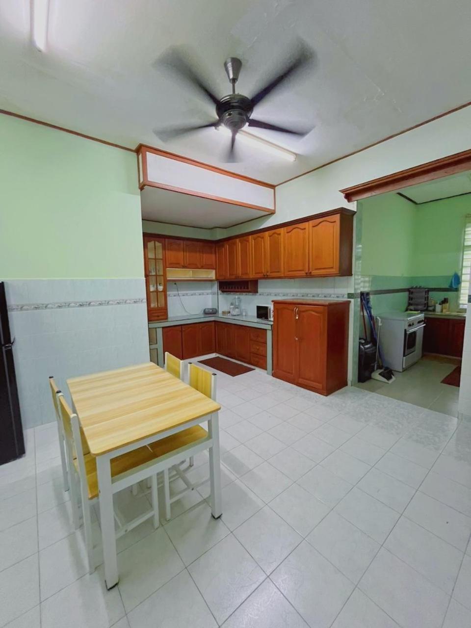 Homestay Dahlia - Seberang Takir Kuala Terengganu Luaran gambar