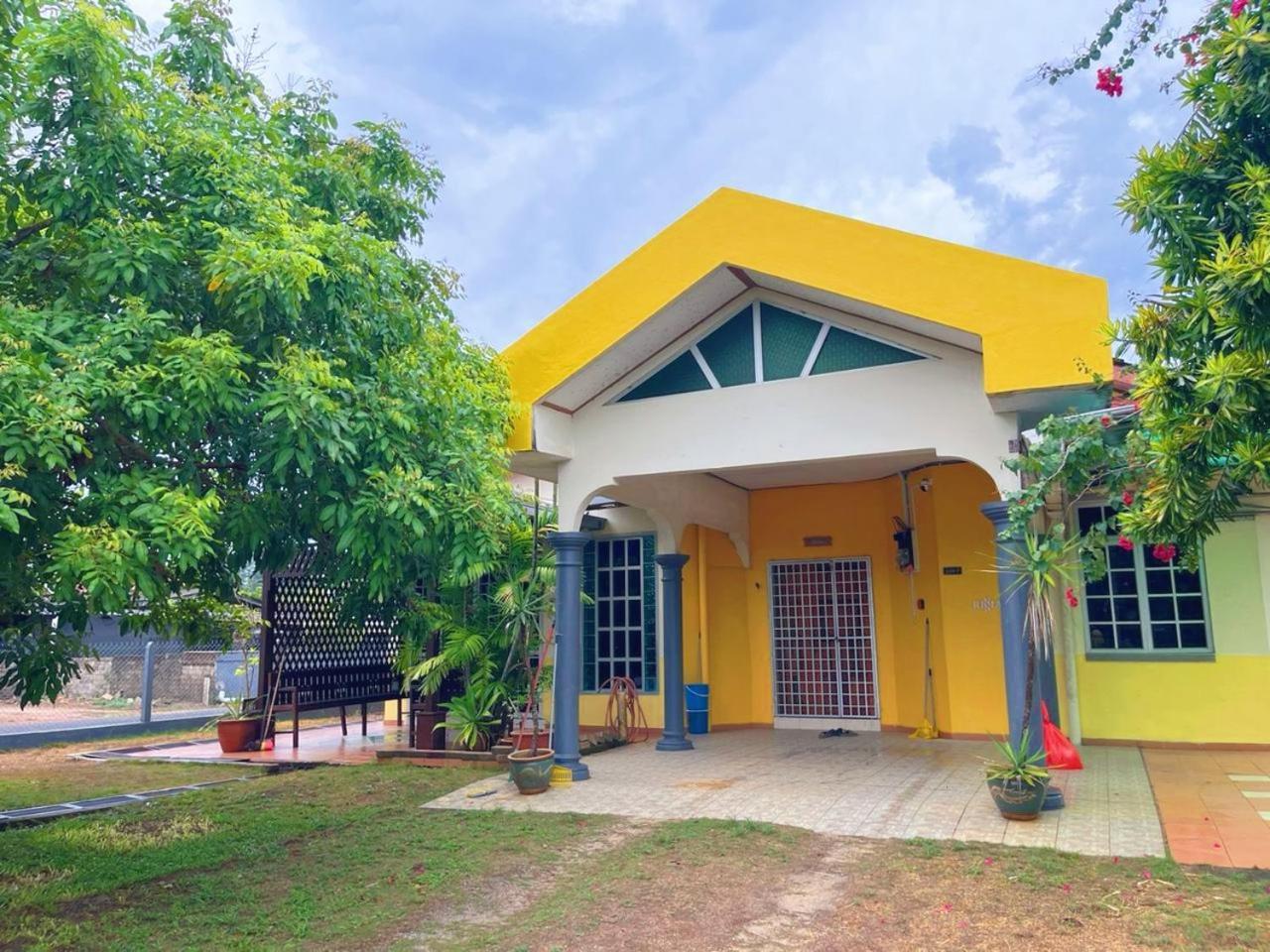 Homestay Dahlia - Seberang Takir Kuala Terengganu Luaran gambar