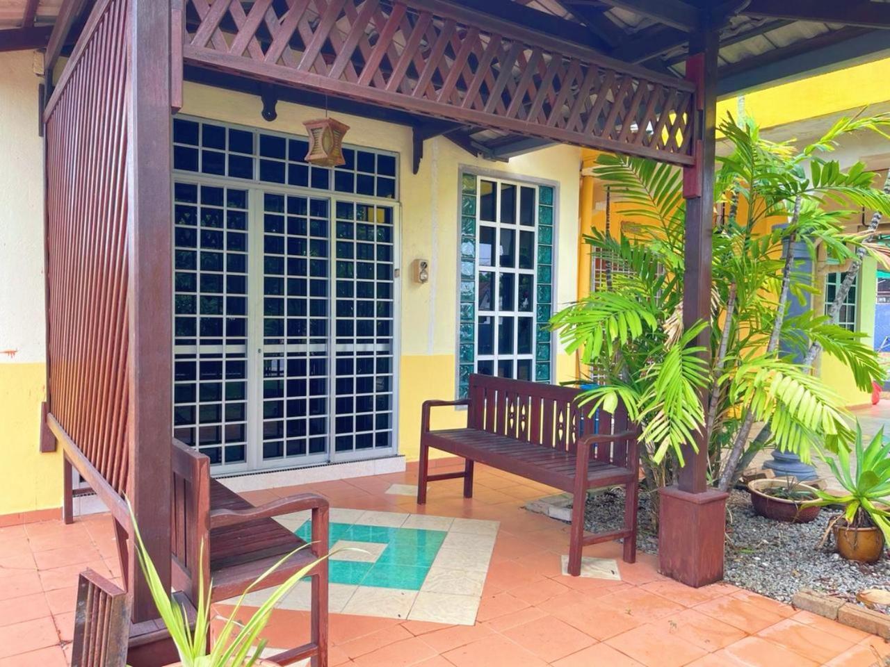 Homestay Dahlia - Seberang Takir Kuala Terengganu Luaran gambar